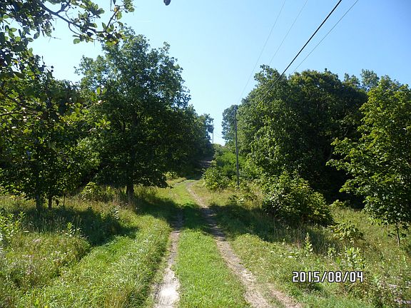 4th image of Limestone Hill Road