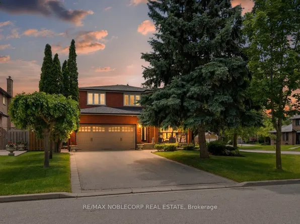 3 Castlehill Rd, Vaughan, ON L6A 1P3