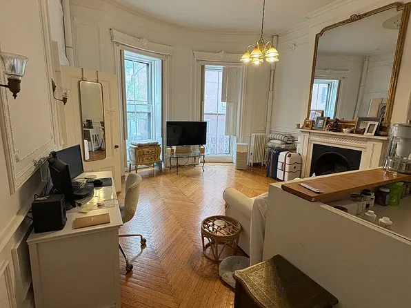 24 Joy St, Boston, MA