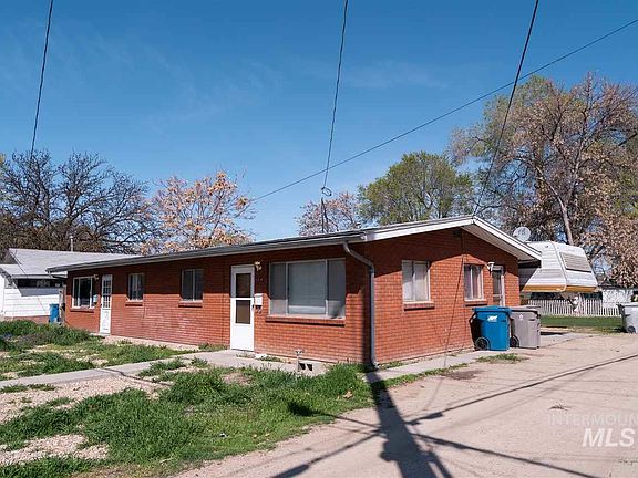 2nd image of 808/812 E Sherman Ave