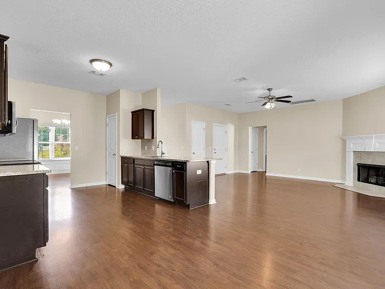 659 Red Oak Ln — Photo 17