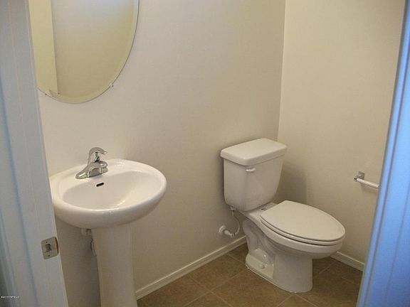 4th image of 1666 W Osasuna Dr