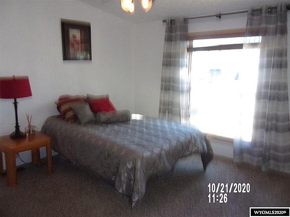 5th image of 3826 Sandhill St