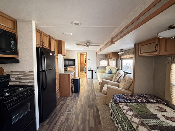 4th image of 4231 Beal Rd