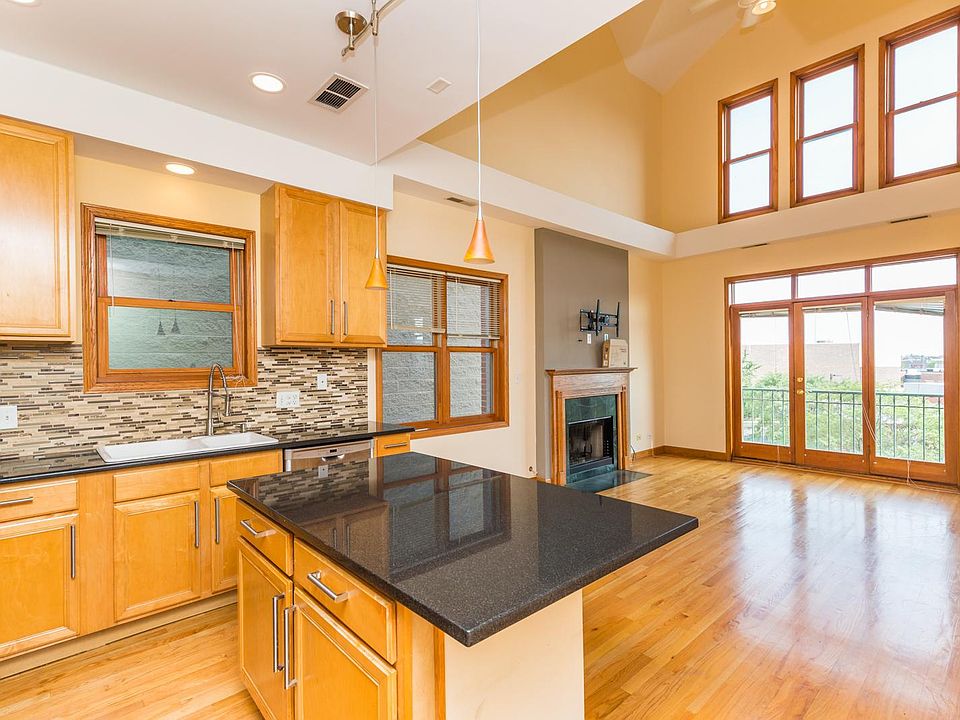 1st image of 1956 W Diversey Pkwy #3W