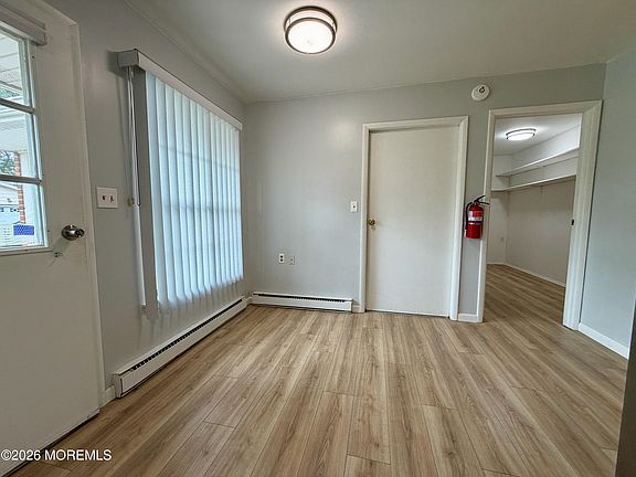 5th image of 866C Inverness Court