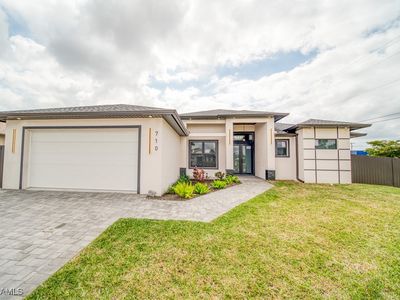 710 SW 25th Lane Cpe, Coral, FL, 33914