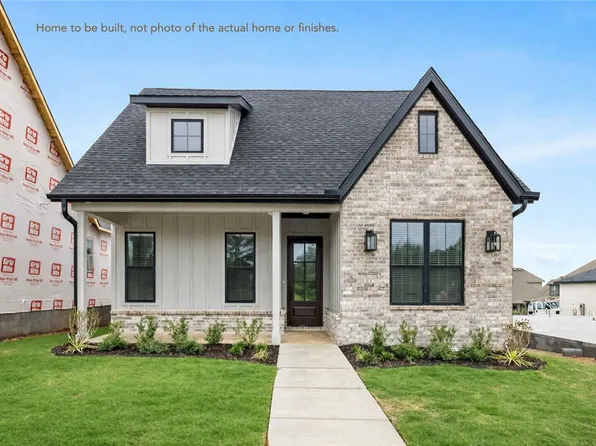 4010 W West Dr, Rogers, AR 72758