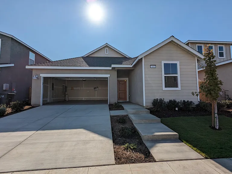 7053 E Homan Ave — Photo 2