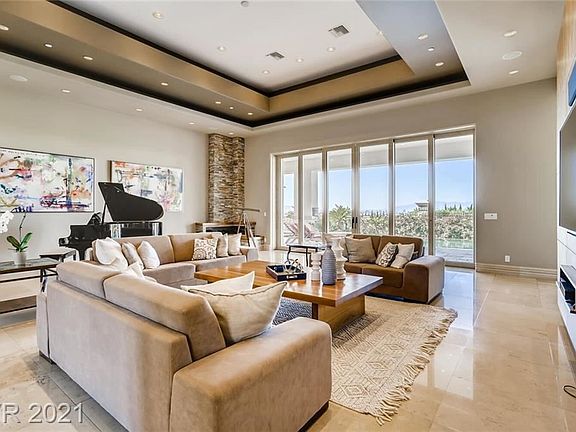 4th image of 2596 San Giorgio Cir