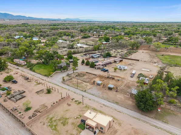 490 E Valverde Rd, Corrales, NM 87048