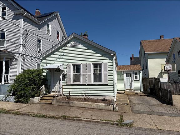 2nd image of 5 Brown St