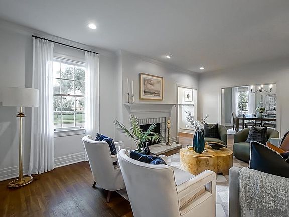 5th image of 2221 Olive St