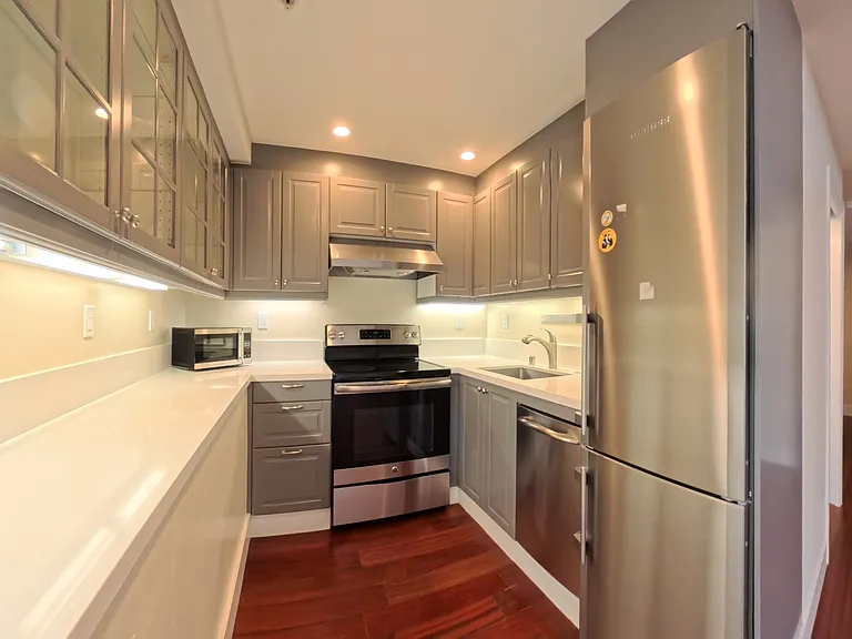 1840 Golden Gate Ave #A — Photo 1