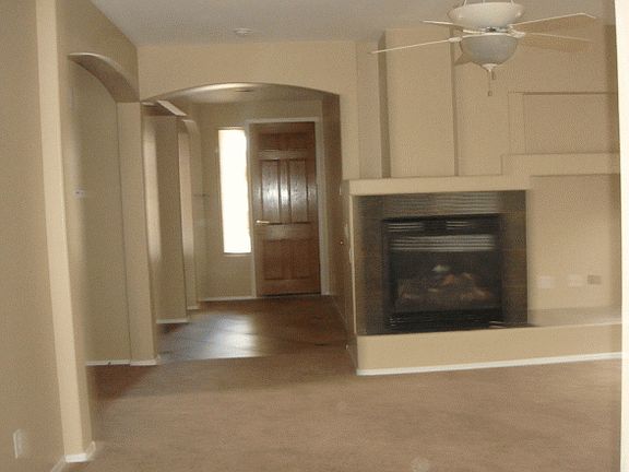 4th image of 2601 E Chester Dr