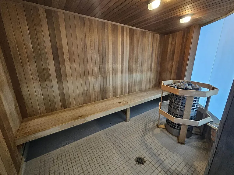 1475 Foster St #803 — Photo 10
