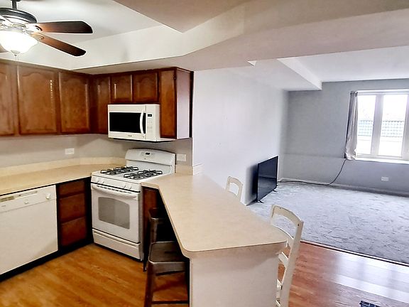 4th image of 6337 Roosevelt Rd APT 202
