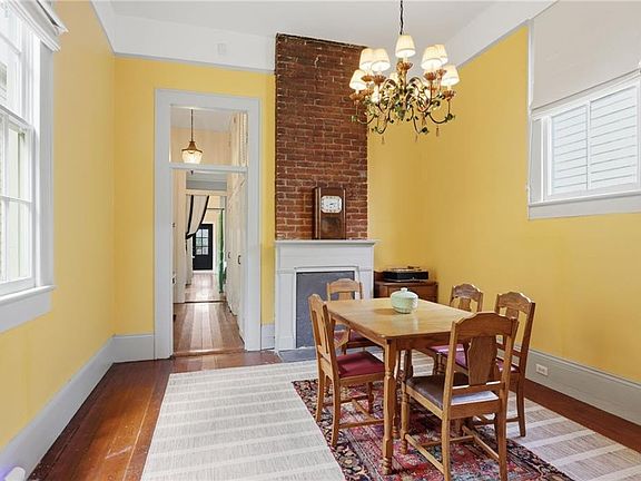4th image of 908 Montegut St