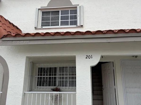 7797 W 29th Ln APT 201-32, Hialeah, FL 33018