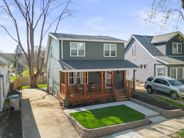 2611 S Austin STREET, Milwaukee, WI 53207