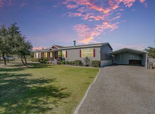 213 Summit Ridge Ct, Springtown, TX 76082