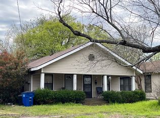307 E Milam St, Ennis, TX 75119