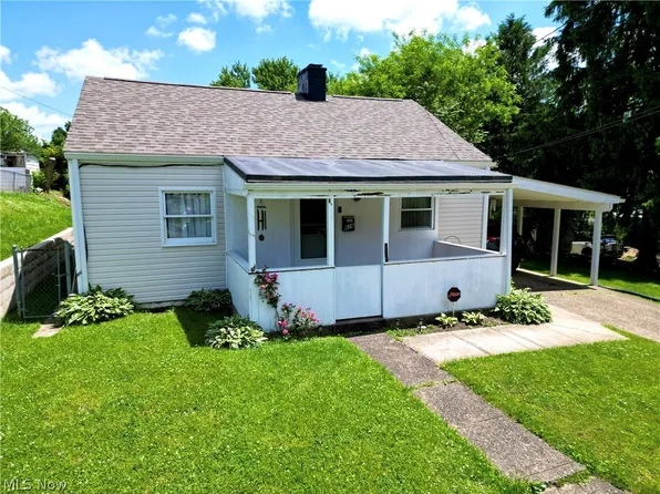 616 Schaum Ave, Zanesville, OH 43701