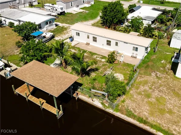 4873 Curlew Dr, Saint James City, FL 33956