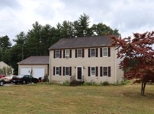117 Charlton St, Oxford, MA 01540