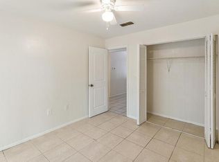 7203 SW 44th Pl APT 2, Gainesville, FL 32608