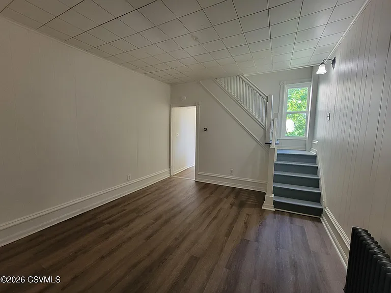 934 W Independence St — Photo 4
