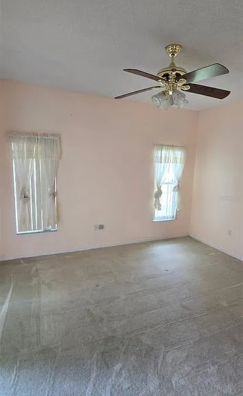 619 Reindeer Dr — Photo 15