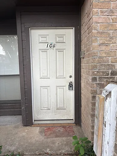 6633 W Airport Blvd #108 Photo 1