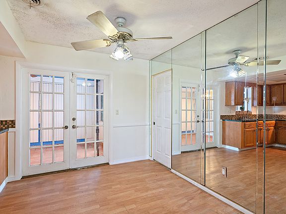 4th image of 3106 Florida Blvd