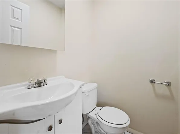 186 Union Avenue image 18 of 19