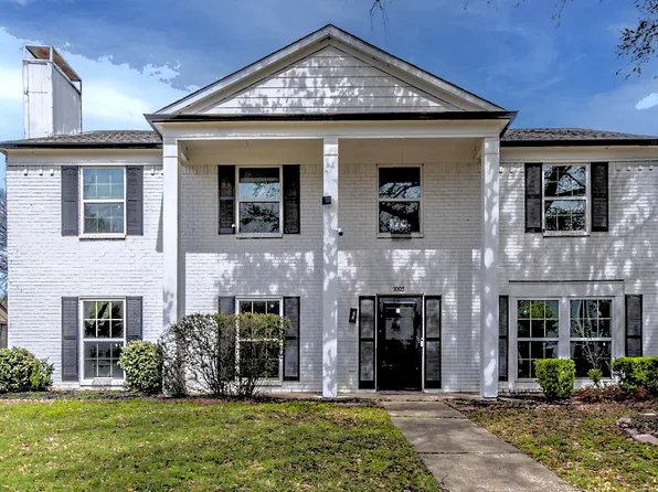 1005 Pyramid Dr, Garland, TX 75040