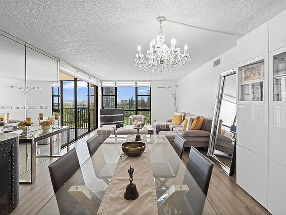 5th image of 20301 W Country Club Dr APT 829