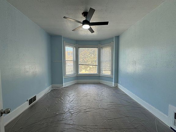 4th image of 721-727 S 9th St #723
