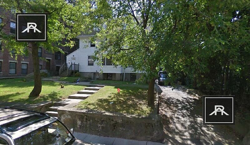 1st image of 132 Chiswick Rd #1