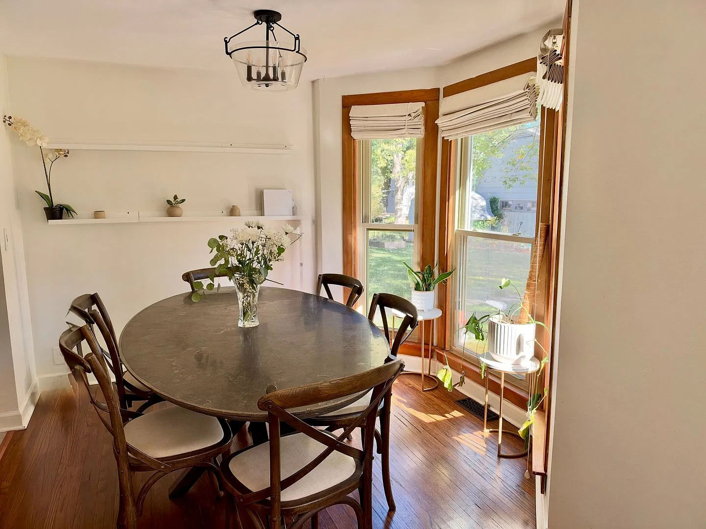 3 bed, 1340 sqft, $2,700 — Photo 4