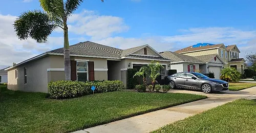 308 Lake Lucerne Way Photo 1