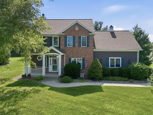 413 Lakewood DRIVE, Williams Bay, WI 53191