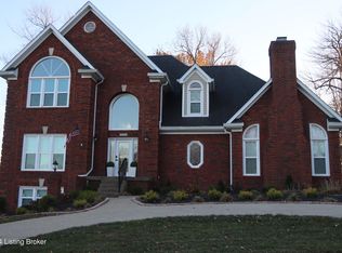 10606 Stonebreaker Rd, Louisville, KY 40291