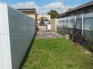 170 E 46th St #2, Hialeah, FL 33013