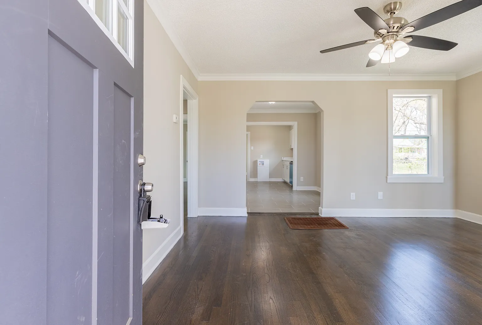 1055 University Street - D - 1 — Photo 4