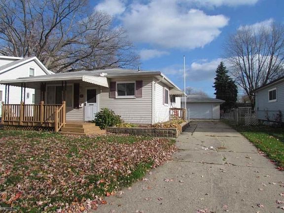 2nd image of 59 Dickinson Pl