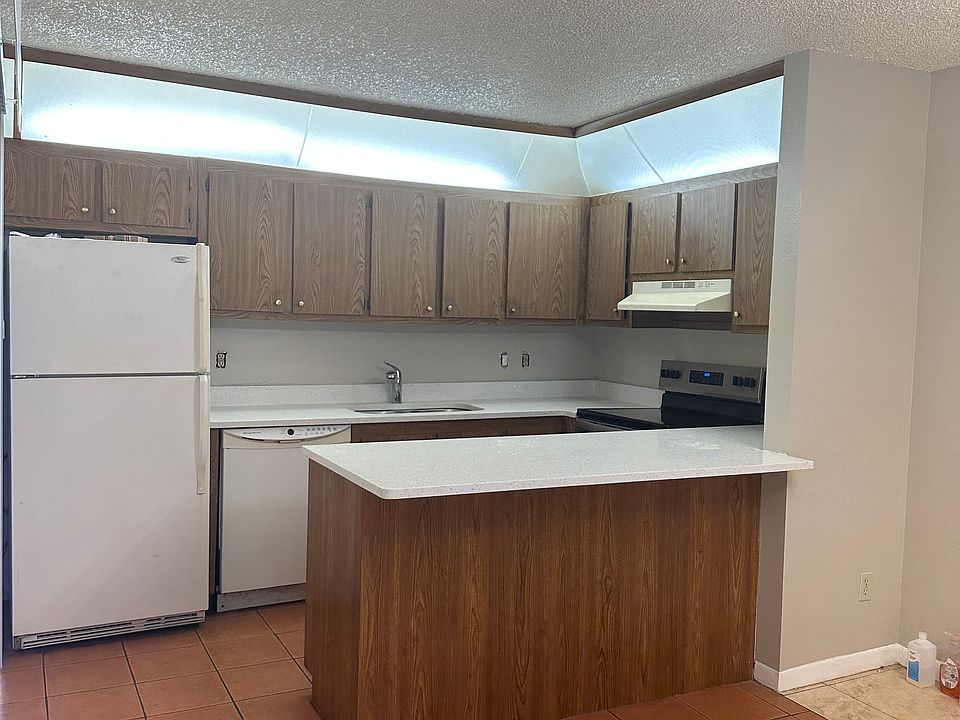 1st image of 1705 Park Meadows Dr