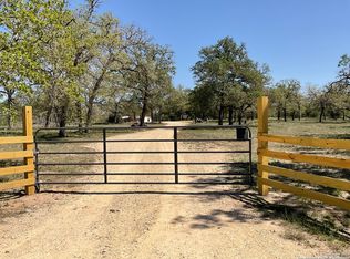 641 Rangeland Rd, Seguin, TX 78155