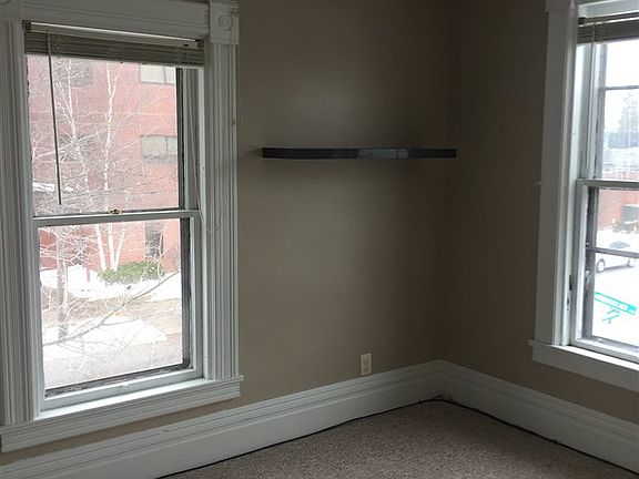 5th image of 303 Rensselaer Ave