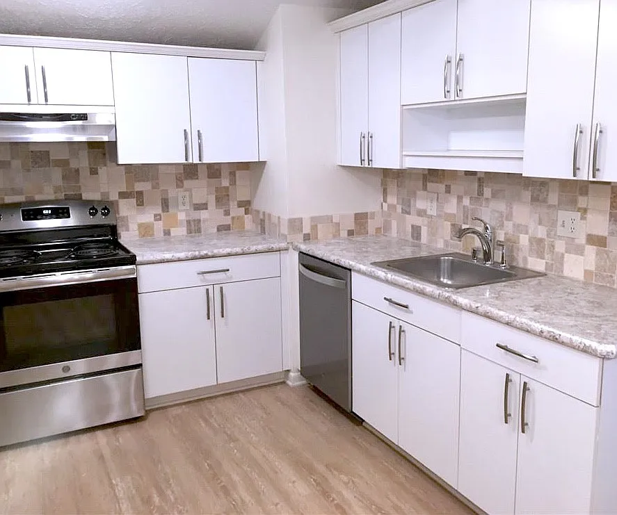 2 bed, 2.0 bath, 1395 sqft, $1,950 — Photo 2